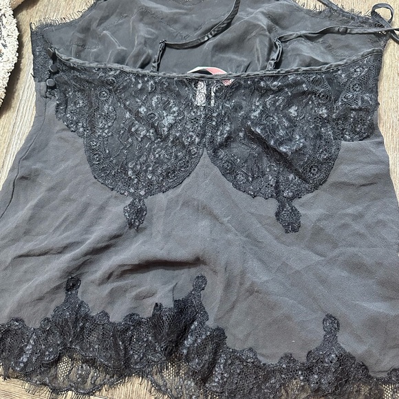 Vintage Victoria Secret Black Silk Cami with lace details from 2002 - Picture 3 of 6
